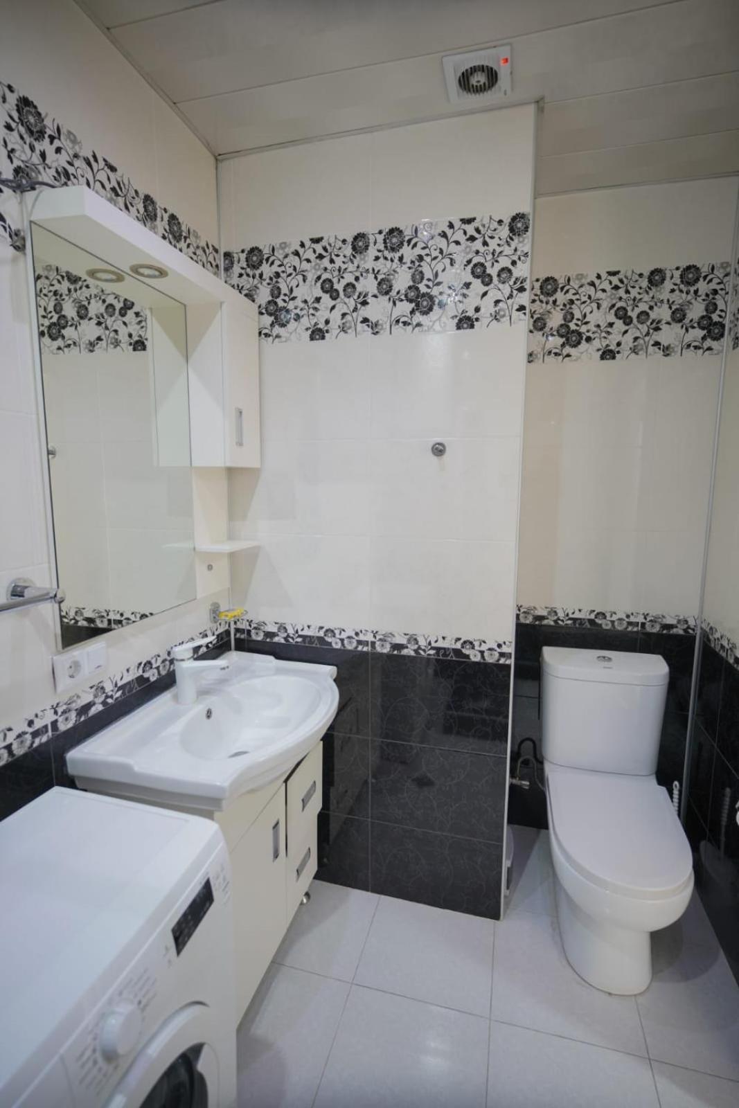 Apartment Orbi Dado 바투미 외부 사진